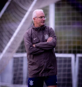 Corinthians: Garro retorna à lista de relacionados e pode jogar contra o Atlético-MG