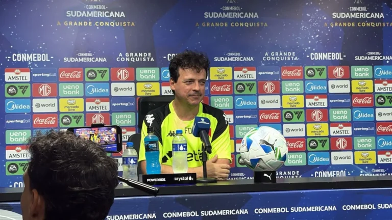 Diniz analisa relaxamento do Vasco e destaca evolução após o clássico: "Todo mundo viu"
