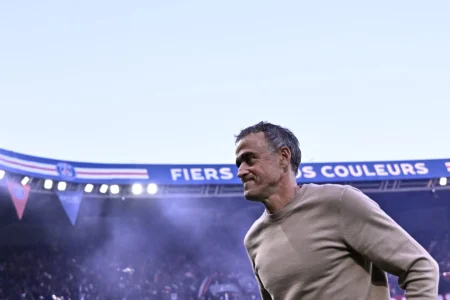 Foco na Copa da França: Técnico do PSG descarta pensar na Champions League