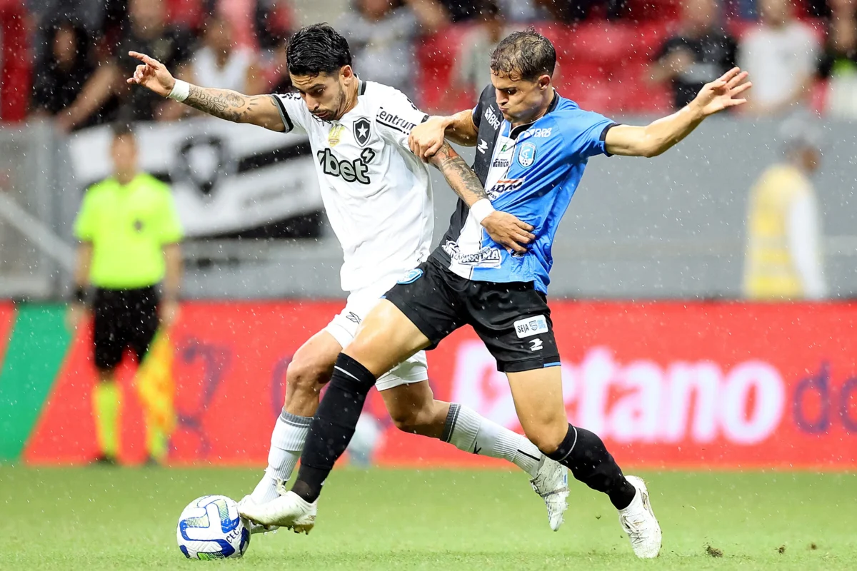 Santi Rodríguez: Estreia de 90 Minutos no Botafogo por R$ 85 Milhões e Elogios de Paiva