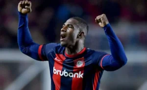 Romaña deixa o San Lorenzo e intensifica especulações sobre ida ao Grêmio