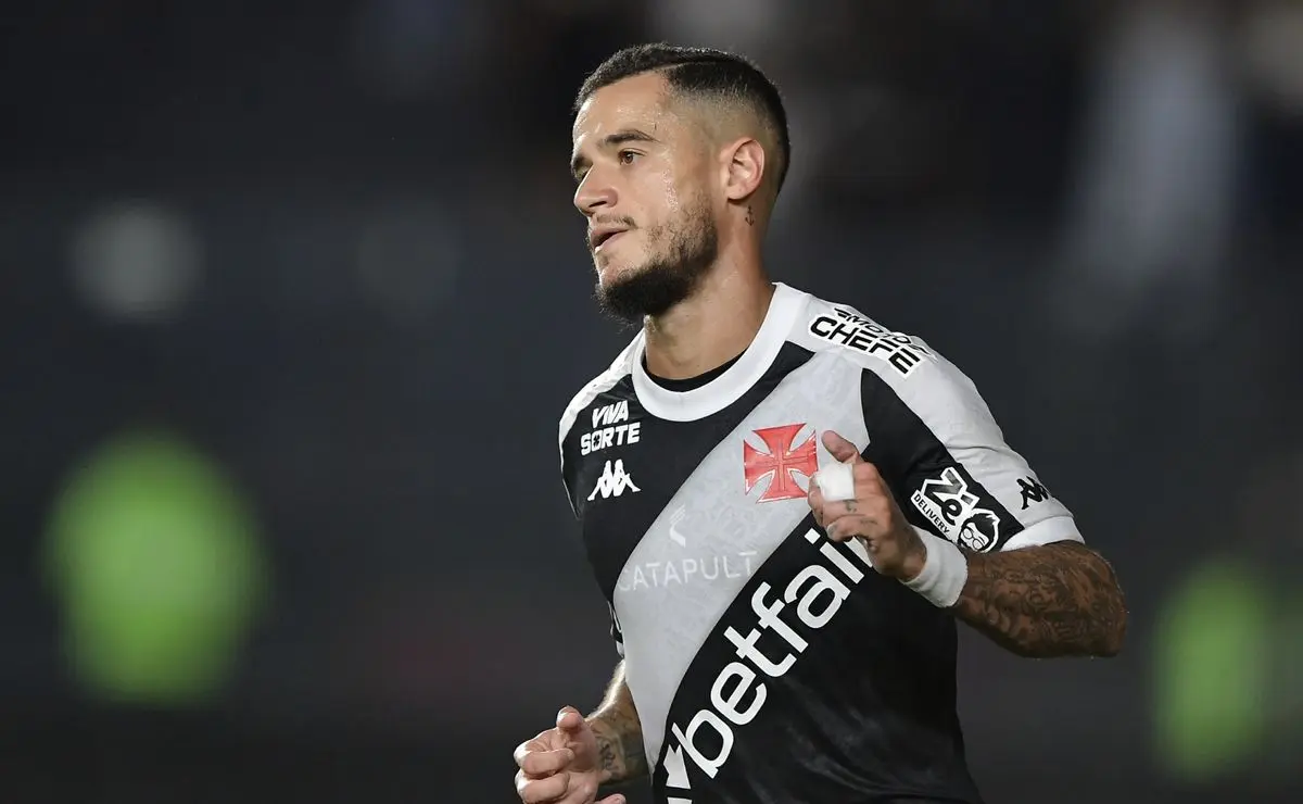 Desfalques impactam o Vasco no clássico contra o Fluminense.