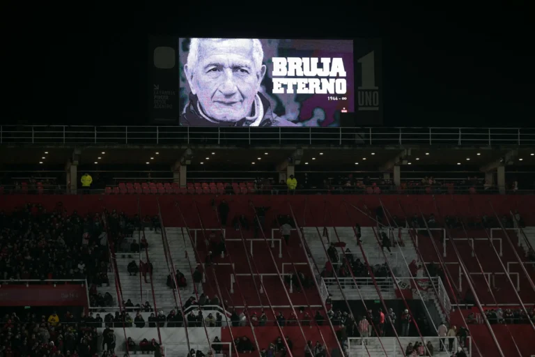 Falece Juan Ramón Verón, lenda do Estudiantes e pai de Sebastián Verón
