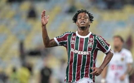 Keno Desfalca o Clássico com o Vasco Pela Terceira Vez Consecutiva