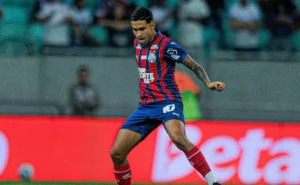 Nestor Avalia Confronto com o Internacional na Busca pela Libertadores