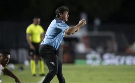 Vasco sofre virada e se afunda no Brasileirão Betano
