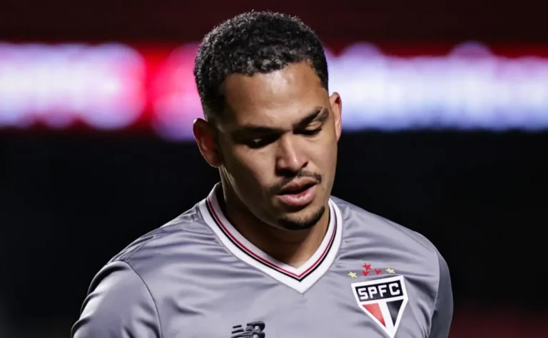 Luciano comenta sobre críticas da torcida após revés para o Mirassol no Morumbi