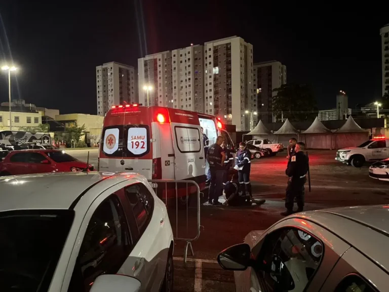 Chileno é preso por injúria racial em jogo entre Botafogo e La U
