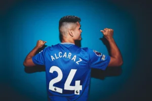 Flamengo vende Alcaraz ao Everton: confira os valores