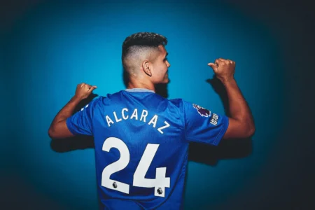 Flamengo vende Alcaraz ao Everton: confira os valores
