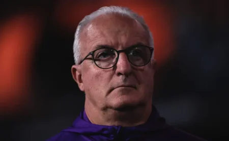Dorival Jr. exalta triunfo do Corinthians no Brasileirão: "Foi merecido"