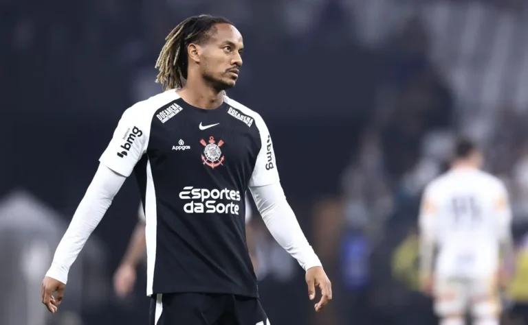 Carrillo avalia igualdade do Corinthians no Brasileirão e ressalta relevância de manter a defesa sólida