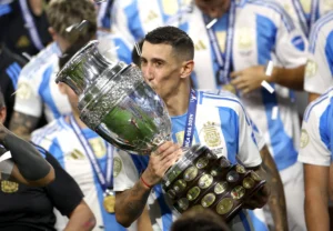 Di María de volta ao Rosario Central: anúncio oficial