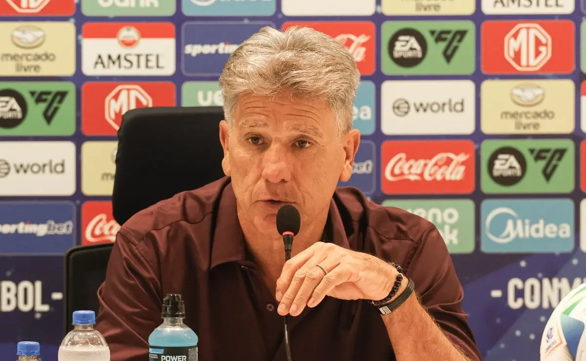 Renato Gaúcho projeta duelo entre Internacional e Fluminense e critica vantagem do adversário: “Um dia a menos”