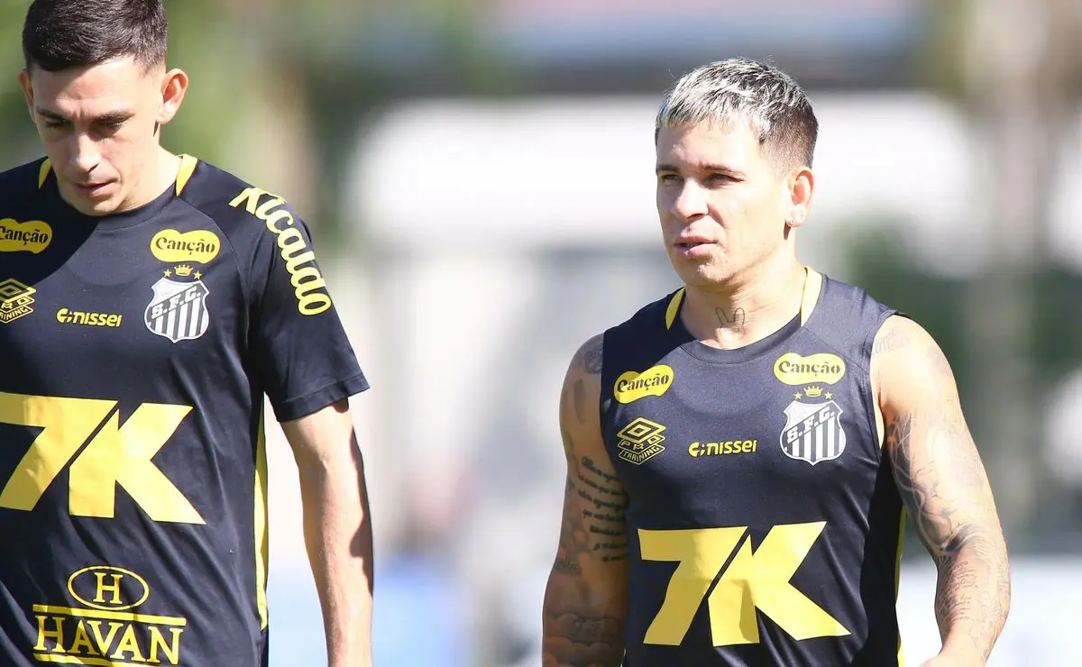 Corinthians observa Soteldo, mas jogador deseja seguir no Santos