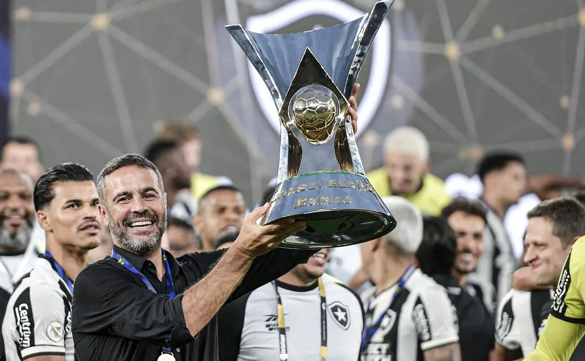 Artur Jorge, ex-Botafogo, Confirma Retorno ao Rio de Janeiro: "Senti de Forma Especial"