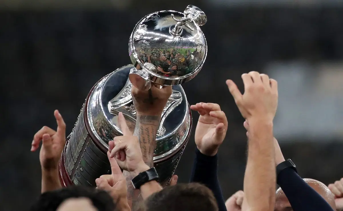 Inteligência Artificial crava: Palmeiras x Atlético Nacional-COL no sorteio das oitavas da Libertadores