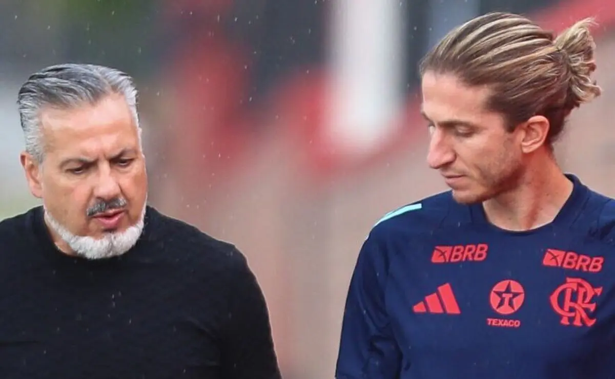 Filipe Luís veta Cleiton no Flamengo, e José Boto age por negociação; Dínamo de Kiev e Leicester City na disputa