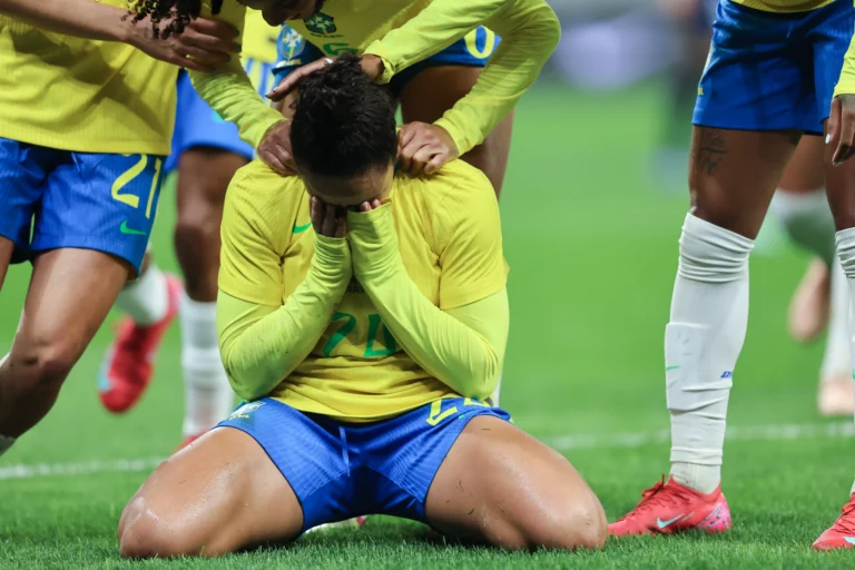 Dudinha em destaque: Marta e Formiga elogiam atuação da brasileira contra o Japão