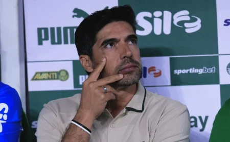 Palmeiras Conquista Liderança do Brasileirão Betano Após Vitória Contra o Vasco (Aguardando Flamengo)