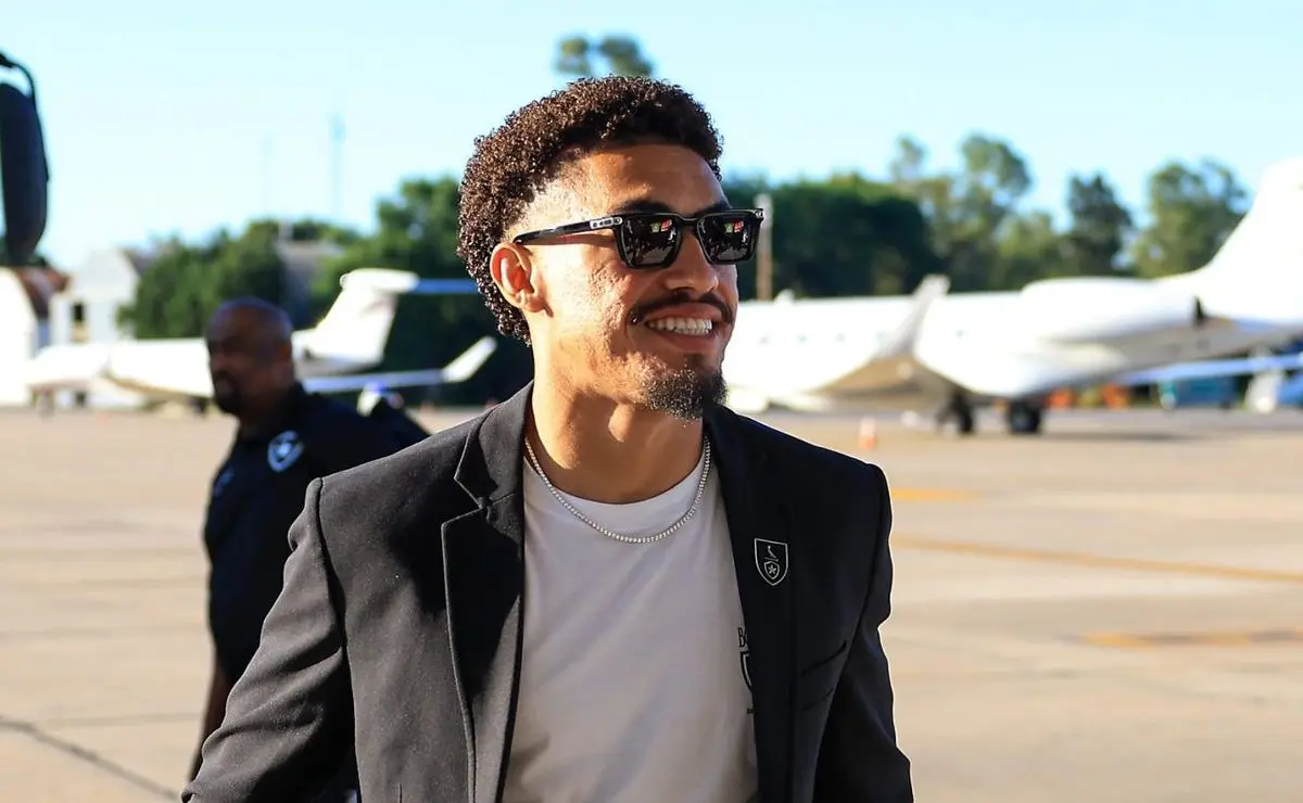 Adryelson no Grêmio: Contratação gera aprovação da torcida e expectativa alta.