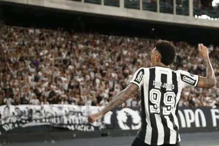 Igor Jesus: Acordo próximo para transferência do Botafogo ao Forest.