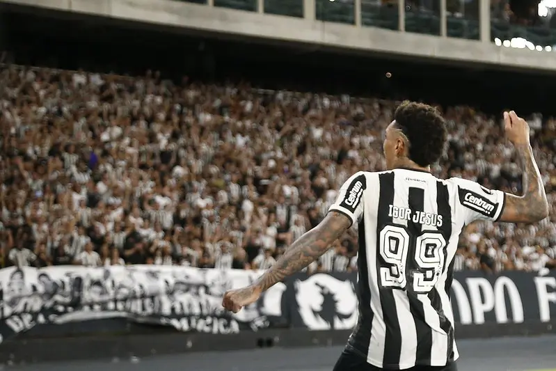 Igor Jesus: Acordo próximo para transferência do Botafogo ao Forest.