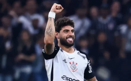 Yuri Alberto revela orientações de Dorival Júnior no ataque do Corinthians: “Rodar o…”