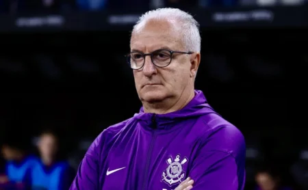 Corinthians: Dorival Jr. analisa escalação para a final da Sul-Americana