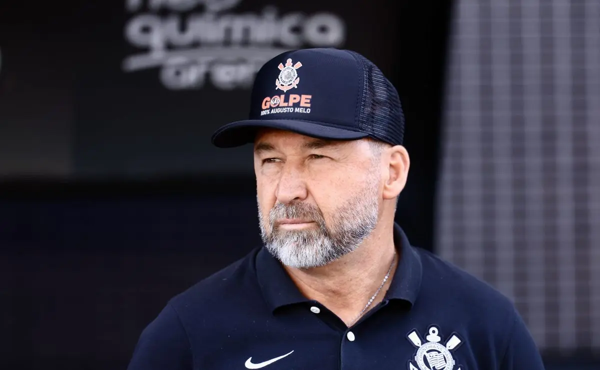 Crítico, Romeu Tuma Júnior acusa Augusto Melo de golpismo no Corinthians: "Enodoará a história"