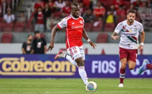IA prevê: Experiência e força no duelo Internacional x Fluminense do Brasileirão Betano