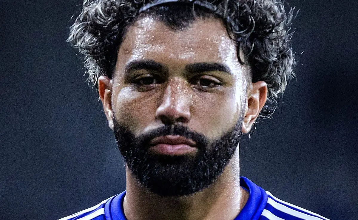 Denílson comenta declarações de Gabigol sobre paixões clubísticas: “Coração de carnaval”