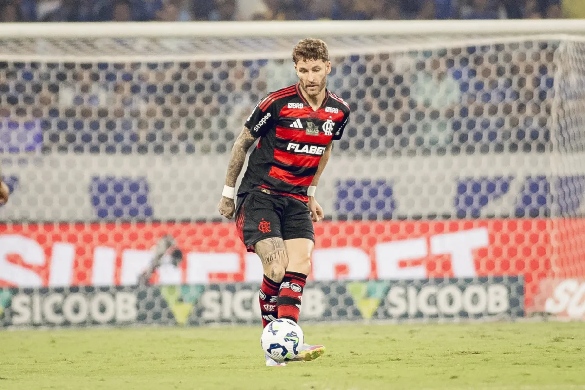 Filipe Luís e Léo Pereira: as três derrotas do Flamengo com um pênalti em comum