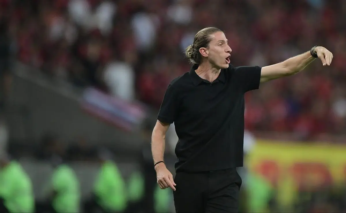 Flamengo de Filipe Luís Inicia Preparação para Duelo Contra o Central Córdoba na Libertadores
