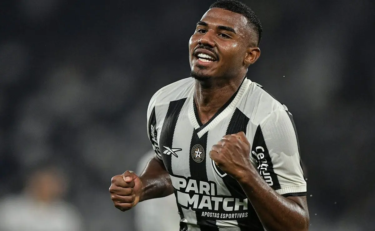 Lateral Cuiabano: um ano de Botafogo com protagonismo e estatísticas positivas