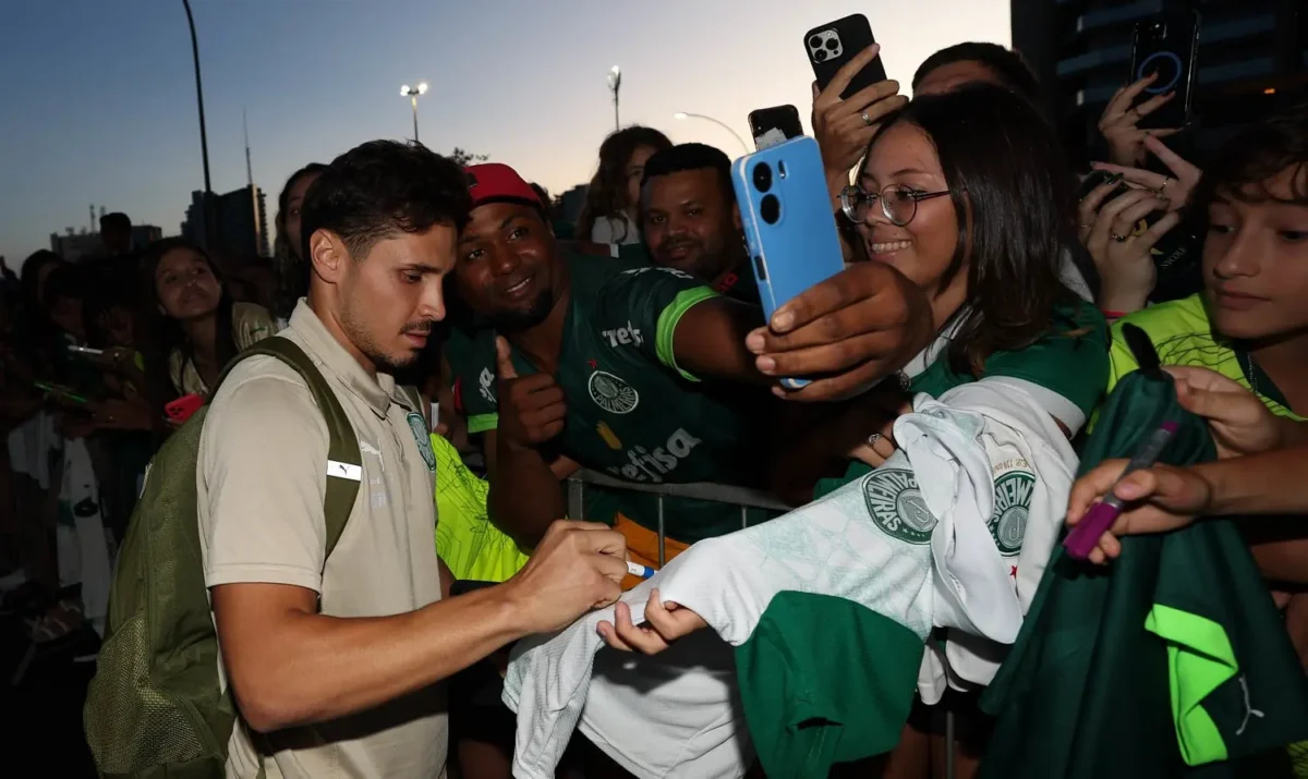 O Retorno de Veiga ao Palmeiras: Sem a Titularidade, Mas com Status de "Capitão Invisível"
