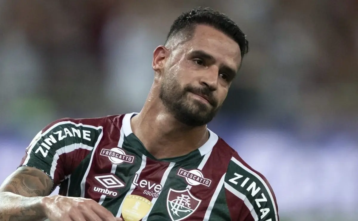 Renato Augusto retorna de lesão e será titular do Fluminense contra o San Jose
