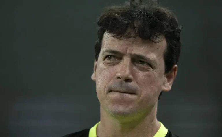Diniz comenta sobre a situação de Benjamin Gerré no Vasco: "Sei pouco dele"