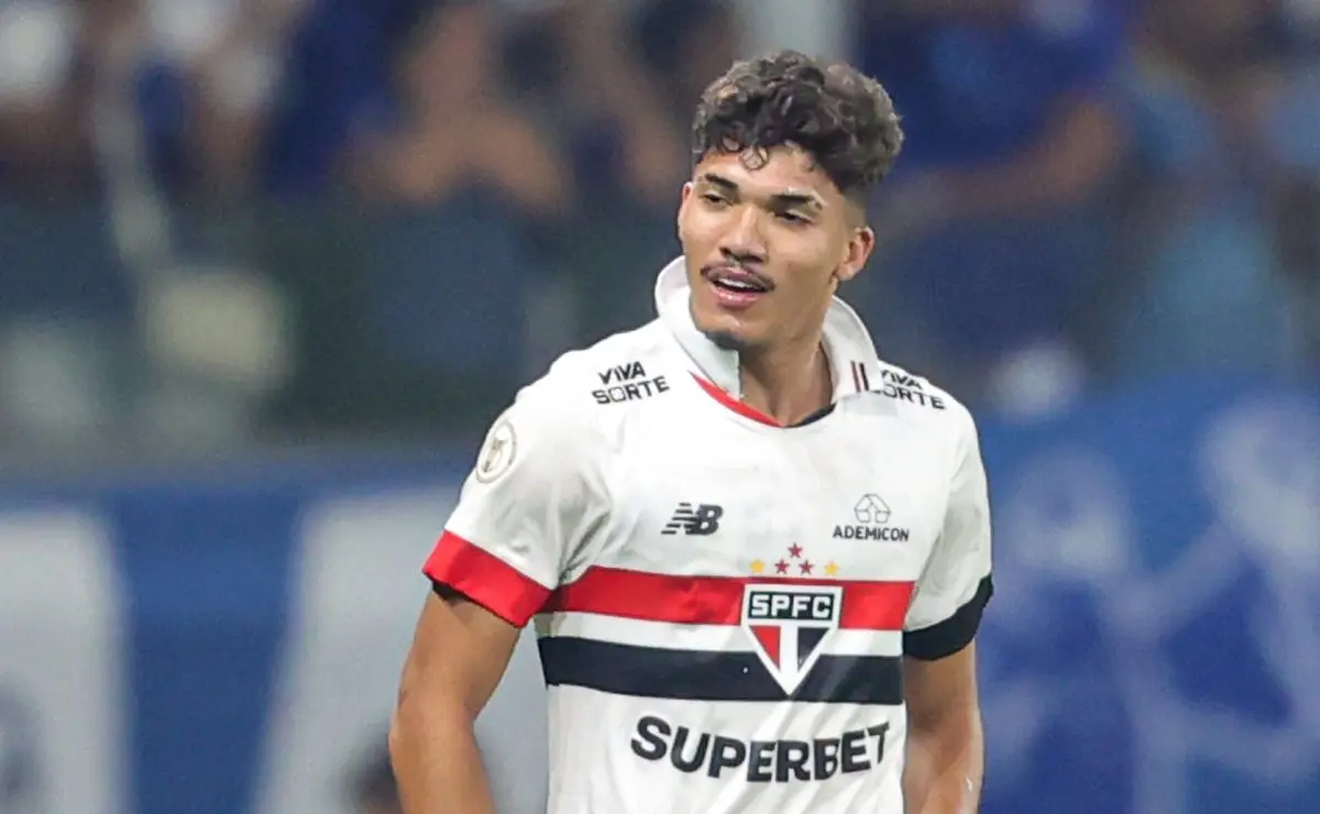 Casares Explica Saída de William e Revela Necessidade de Venda no São Paulo