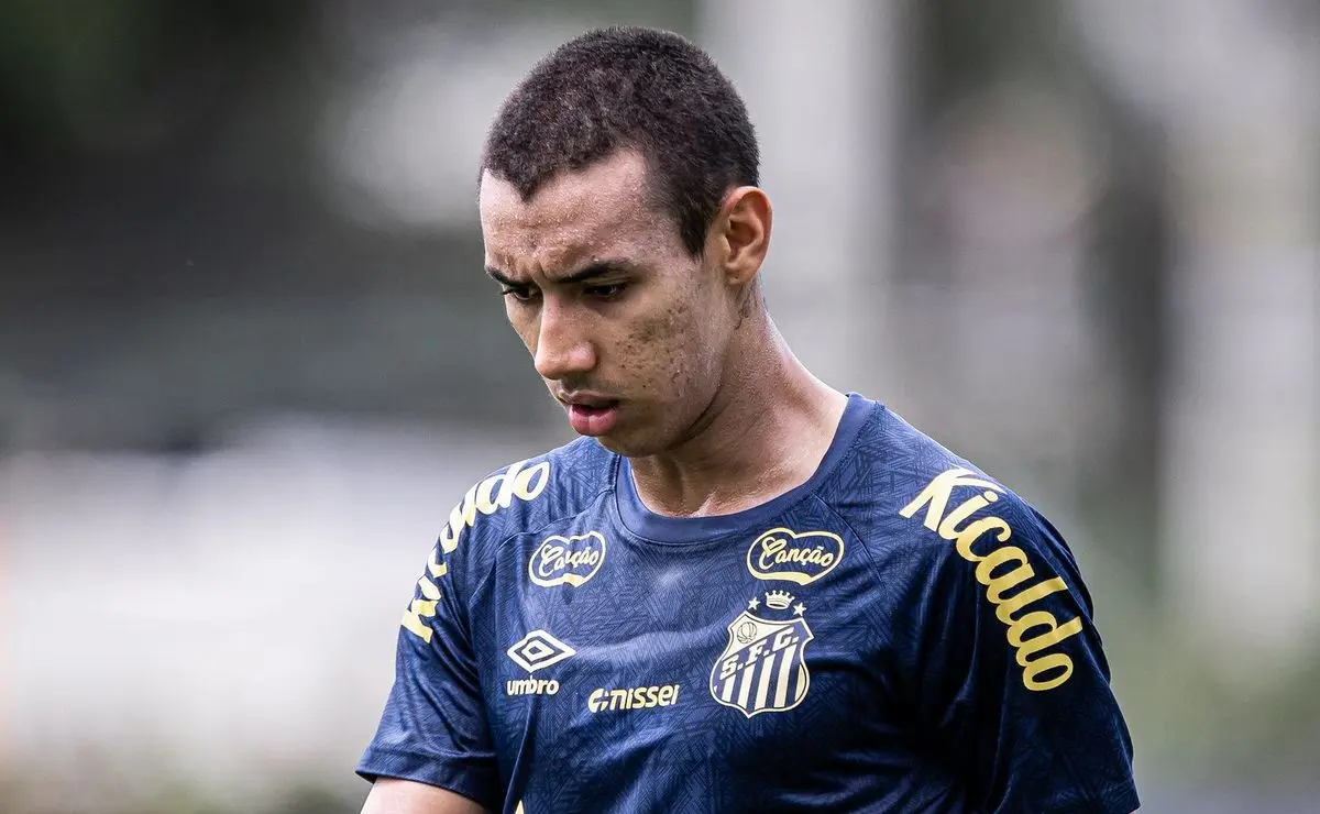 Santos Estende Contrato com Gabriel Bontempo até 2028 e Planeja Transferência para a Europa