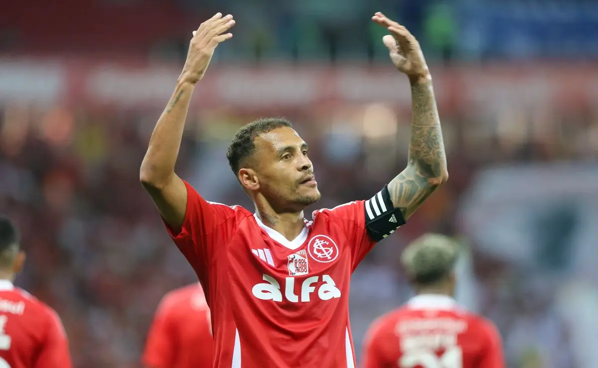 Alan Patrick Viaja a Medellín, Mas Internacional Afasta Carbonero por Contusão para Partida da Libertadores