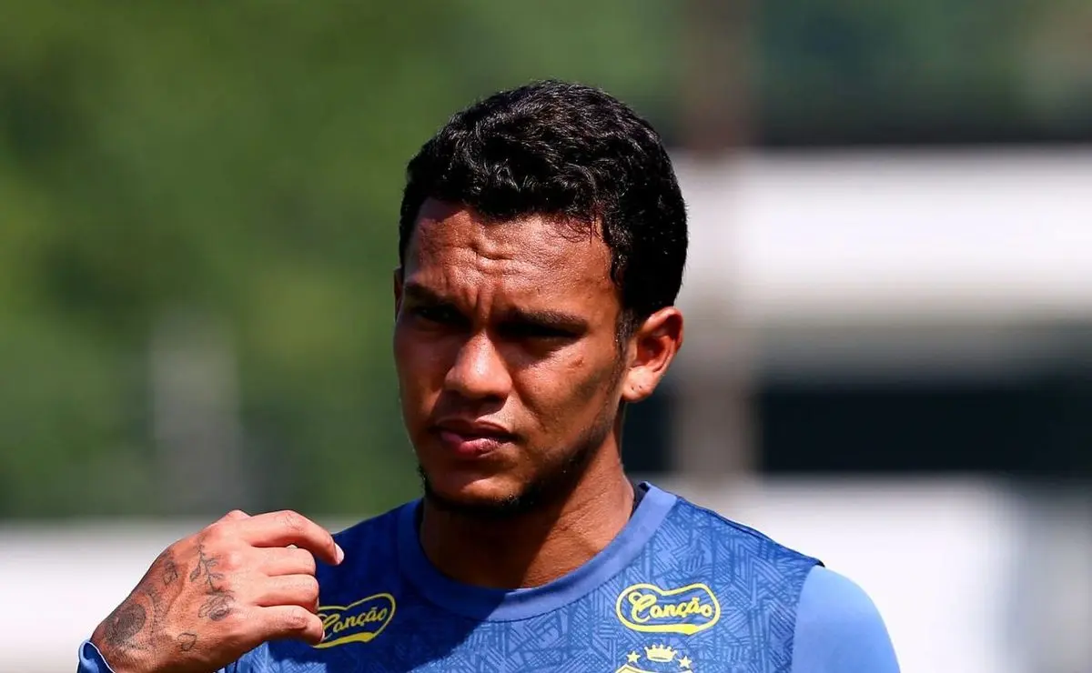 Veron "fora"? Salário de R$ 500 mil e rejeição no Santos.
