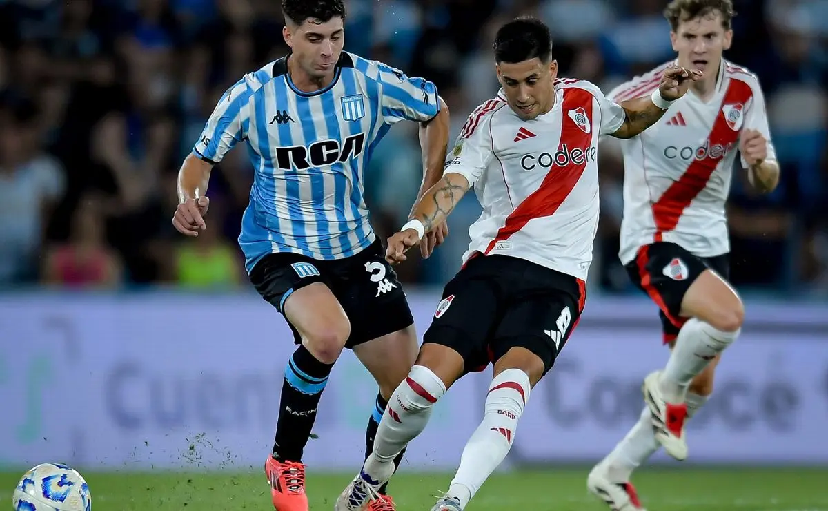Santos mira alvo de julho e prepara oferta de US$ 10 milhões por Juan Nardoni, do Racing-ARG