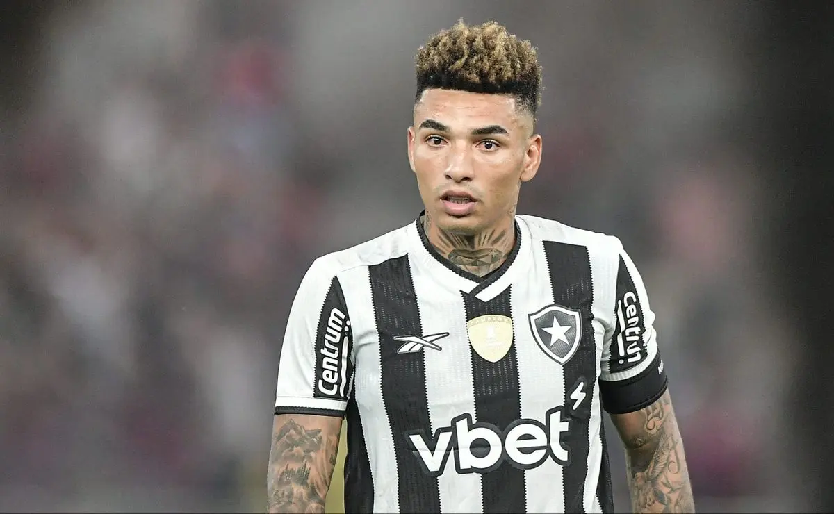 Igor Jesus Brilha em Carabobo x Botafogo: Torcida Exalta Camisa 99 na Libertadores