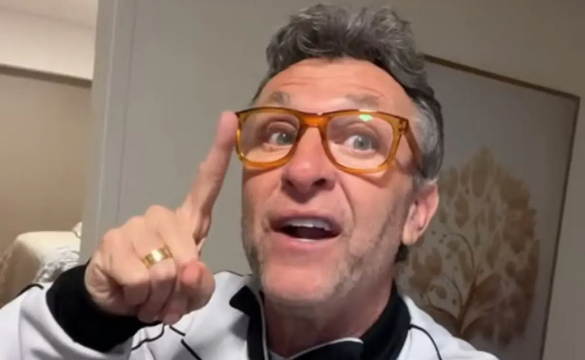 Craque Neto critica Internacional e dispara: "Parece tudo bebê".