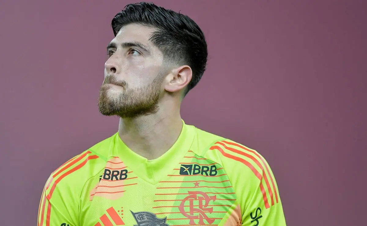 Rossi Defende Quatro Pênaltis Consecutivos no Brasileirão Betano e Brilha no Flamengo