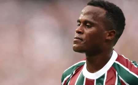 Arias Destaque em Fluminense x Ulsan: Golaço de Falta no Mundial Ecoa