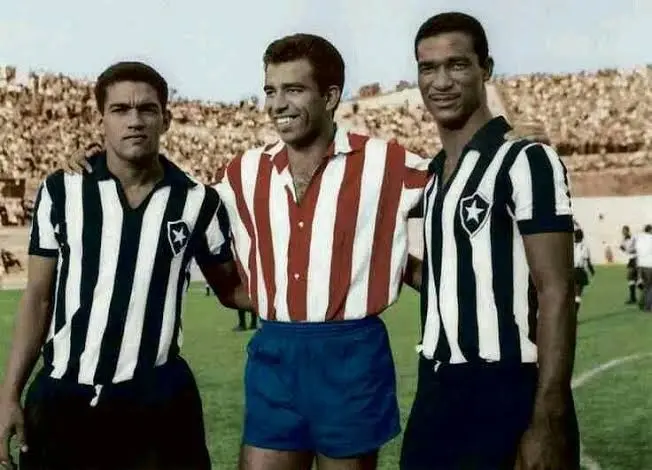 Botafogo x Atlético de Madrid: um duelo épico de dez gols com craques em campo