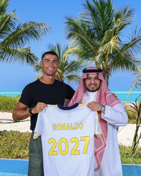 Cristiano Ronaldo: Salário Anual de R$ 1,3 Bilhão no Al-Nassr e Detalhes do Contrato