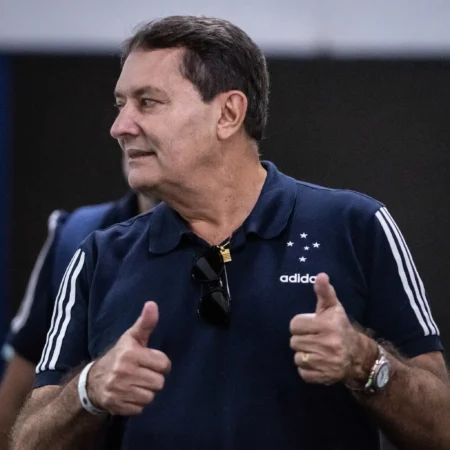 Cruzeiro: Ex-investidor detalha valores recebidos por negociações de jogadores